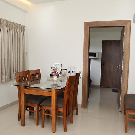 פנצ'גאני Belle-Vue Holiday Homes - 1Bhk Apartments מראה חיצוני תמונה